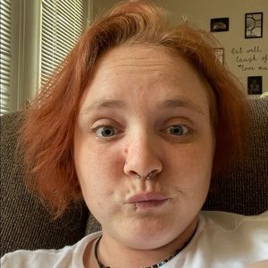 Meet your Posher, Lori